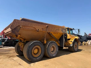 Volvo N/A 2010 - A 30 E obrazek 5