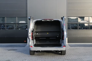 Ford Transit Custom 2025 - 320 2.5 PHEV L1H1 Sport DC 232pk - 2x Schuif - 360 Camera - ACC - Keyless - Stoel/Stuurverwarming - Blindspot - Incl BPM - Rijklaar bild 8