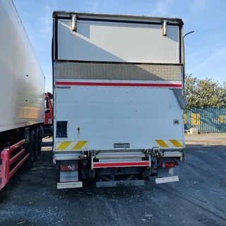 Mercedes-Benz 818 2004 - N/A obrazek 4