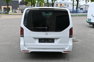 Mercedes-Benz V-Class 2024 - 300d 4-Matic AMG L3 Exclusive DC bild 16