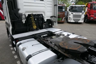 MAN TGX 2018 - 18.500 XXL | Mega/Lowdeck | Lifting fifth wheel | 577918Km | 2018 | Retarder | 2 Tanks | Full Air | Stand klima | Subwoofer | TUV/MOT/APK 08-2026 | German Truck obrazek 17