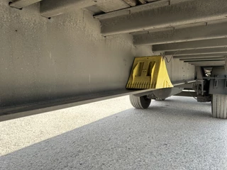 System Trailers PRSH18-1TRI 2012 - / Roof Damage - Dach Schade bild 10