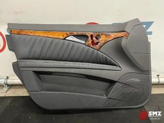 Mercedes-Benz N/A - Occ set interieur met zetels W211 Mercedes image 21