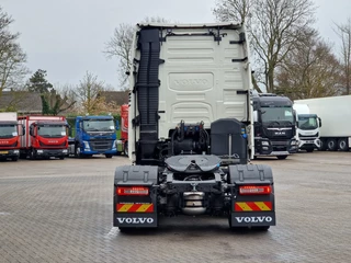 Volvo FH 2026 - 13.500 Aero Globetrotter XL 4x2 - Retarder - I parkcool - 2x tank - Mirror cams - Full air zdjecie 6