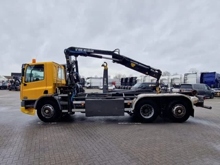DAF CF 2002 - 250 6x2*4 - Hooklift - HIAB 102 Crane - Manual gearbox - Steering axle - Euro 3 image 6