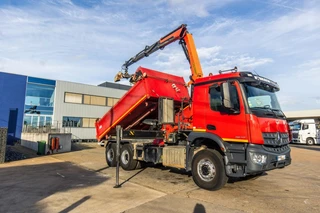 Mercedes-Benz 2017 - AROCS 2640 BB+BIBENNE+PALFINGER 18T/m+3 EXT+RADIO+BAE HYDR obrázek 2 náhled