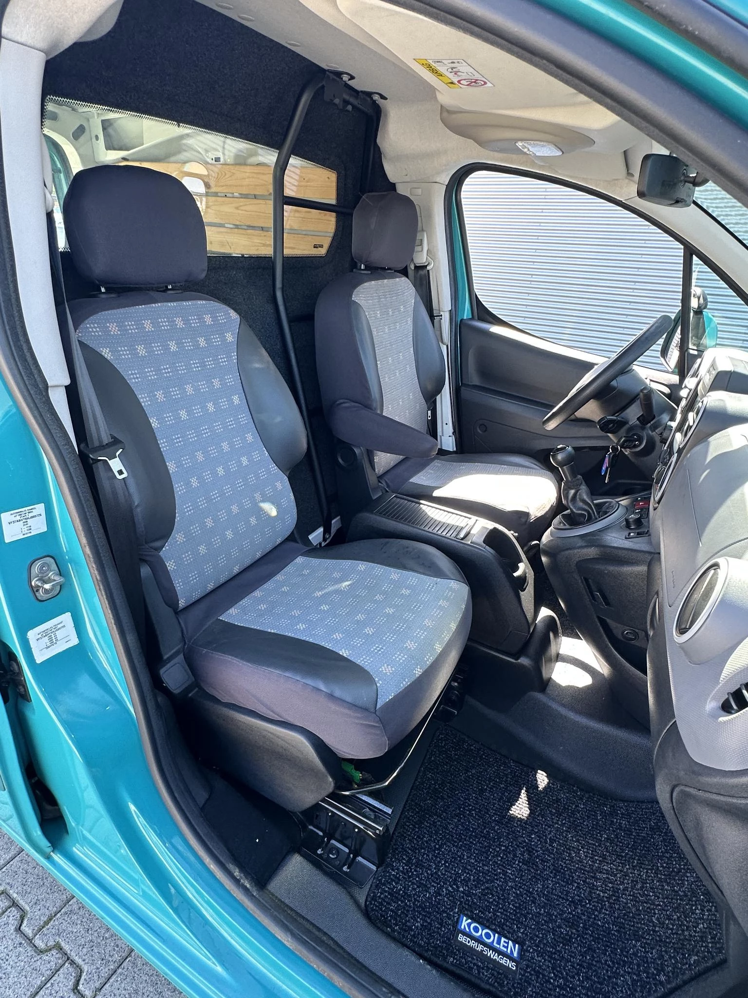 Peugeot Partner 2017 - 4X4 Dangel imagen 4