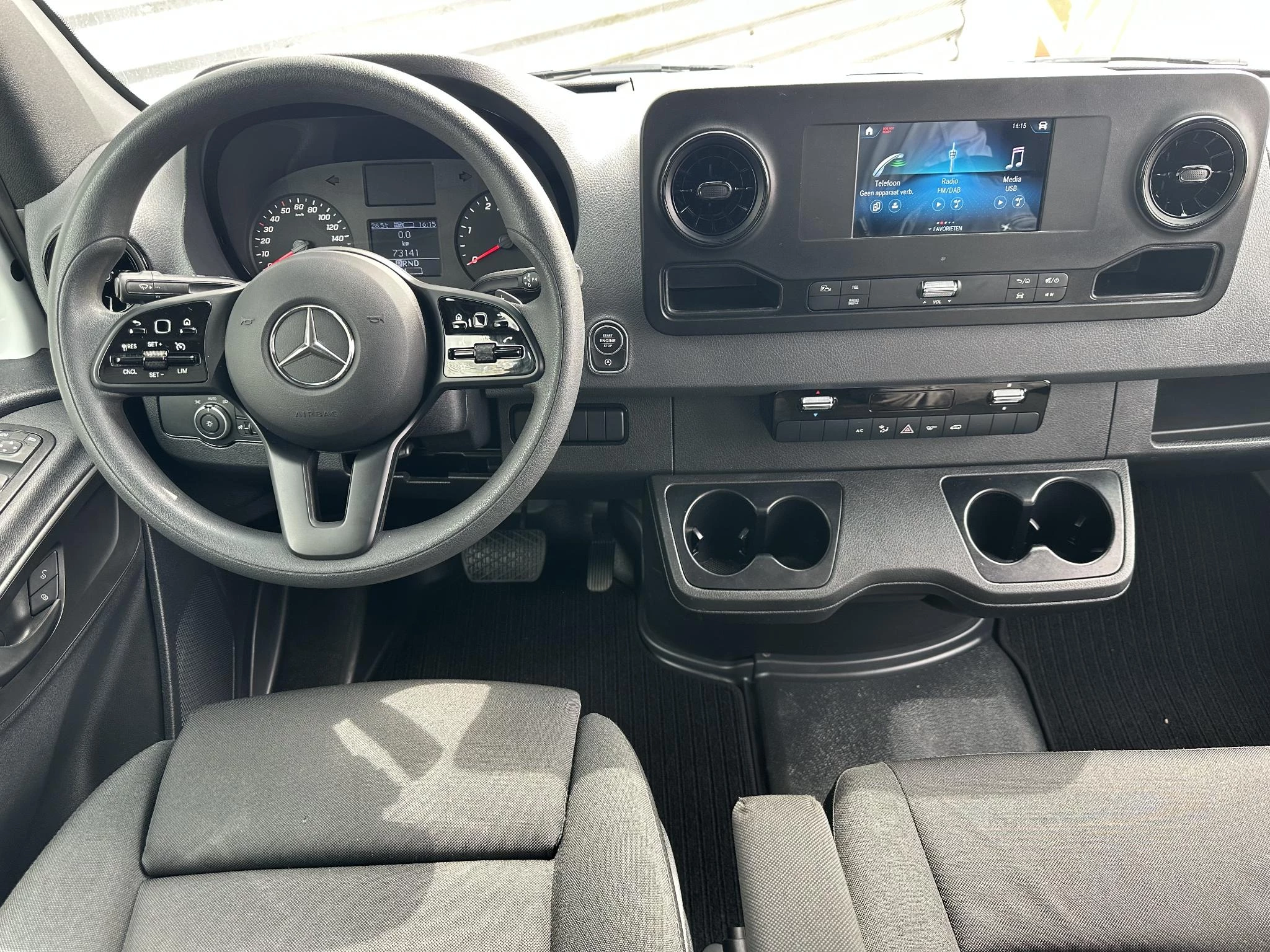 Mercedes-Benz Sprinter 2024 - 317 CDI Bakwagen Laadklep Automaat Airco Apple afbeelding 4