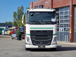 Volvo FH 2018 - 13.500 4x2 Lowroof - PTO/Hydraulics - Retarder - Alloy wheels afbeelding 2 miniatuur