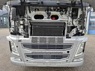 Volvo FH 2017 - FH4-460 / VEB+ / HYDRAULICS / TUV:17-02-2027 / DOUBLE TANK / LWDS / FRIDGE / AUTOMATIC / EURO-6 / 2017 image 6