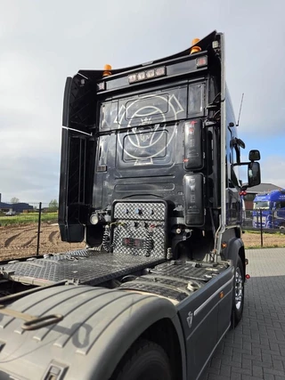 Scania R 2015 - R520 V8 image 8