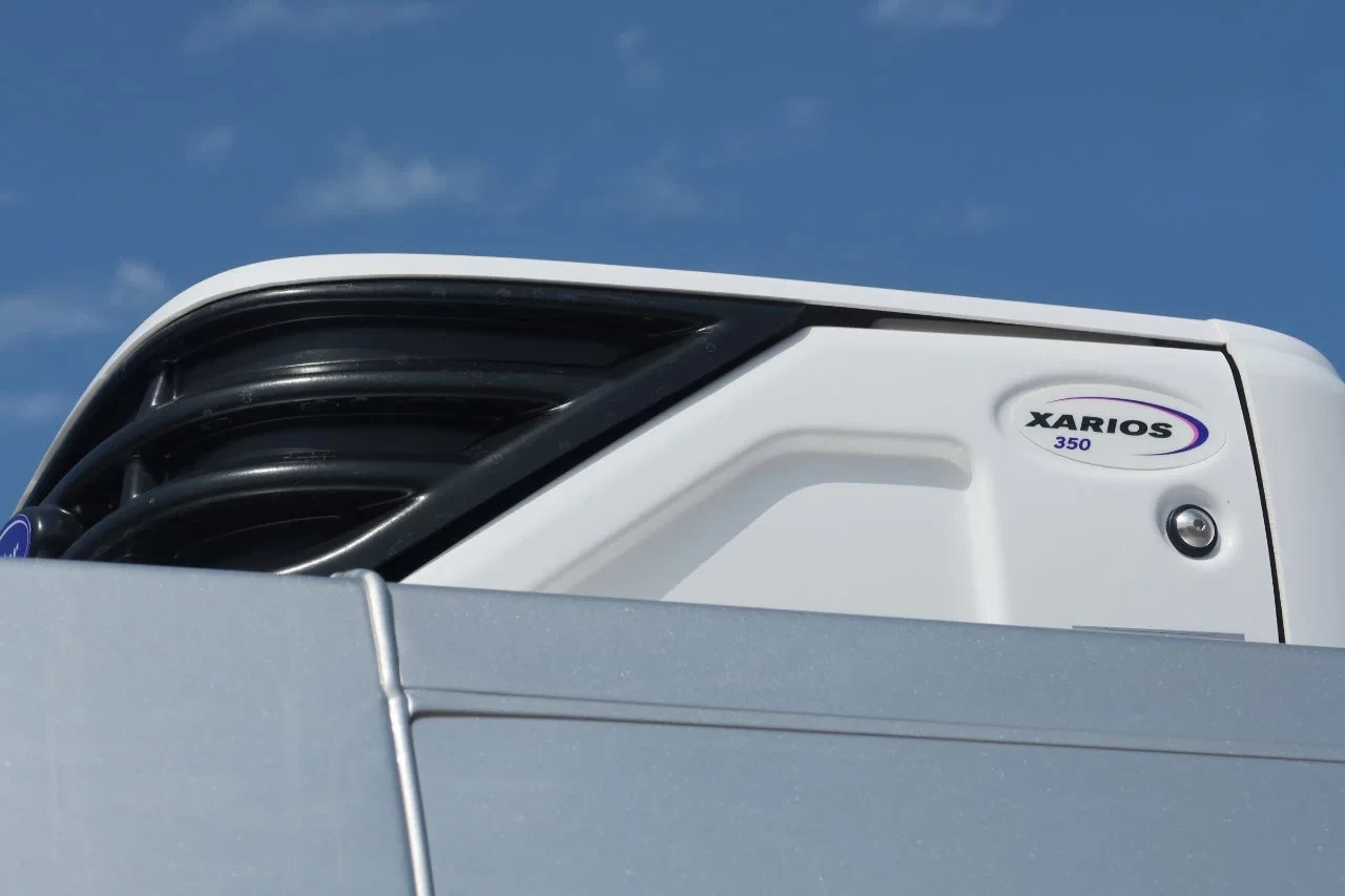 Renault Master 2024 - Koel/Vries/Verwarmen + 220 volt stekker Carrier Xarios 350 machine BPM vrij zdjęcie 4