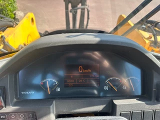 Volvo N/A 2008 - L120 F image 22