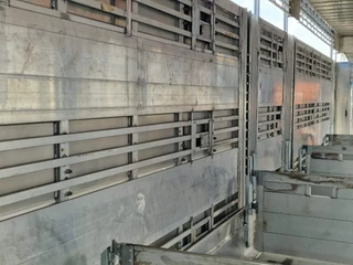Pezzaioli N/A 2026 - New 3 stock livestock trailer 95.4M2 - Water & Ventilation - Lifting floors - Lifting roof - Lift axle immagine 30