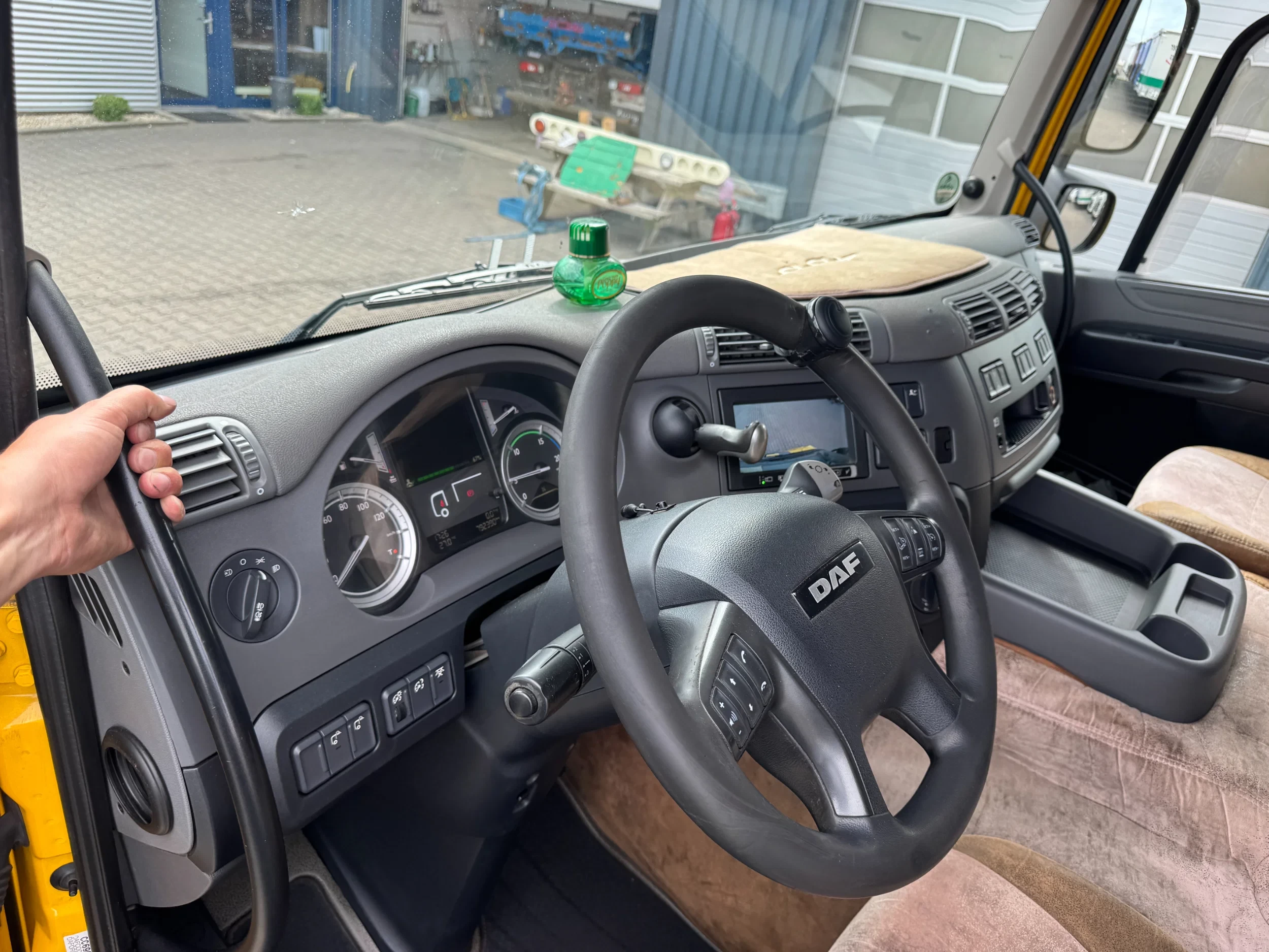 DAF CF 440 2017 - Palfinger PK32080 imagem 16