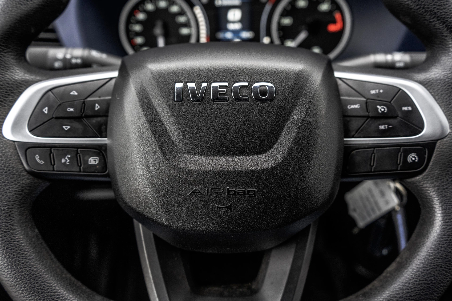 Iveco Daily 2021 - **35S14V 2.3 L2H2 | Automaat | Euro 6 | Cruise | Climate | 3500 KG Trekgewicht | Trekhaak** image 13