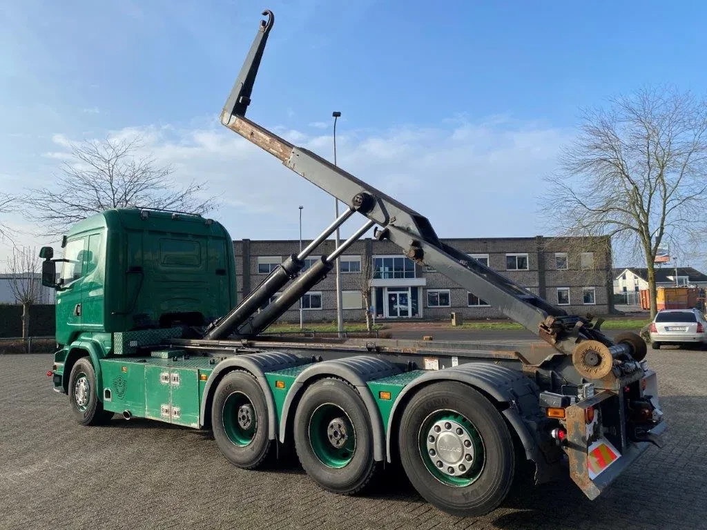 Scania R 2015 - R520 V8 / 8X4 / BIG AXLE / AJK HOOKLIFT 30TON / LIFT+LENKACHSE / NAVI / LEATHER / FULL-AIR / AUTOMATIC / EURO-6 / 2015 afbeelding 3