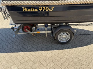 Malta  470S  - Polyester Sloep 10PK 4takt Honda inc kussens nieuwstaat + Trailer MARGE bild 6