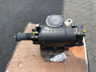 MAN N/A 2015 - 81.46200-6537 STEERING BOX BOSCH 8098955820 imagem 2