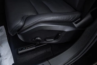 Volvo XC60 2024 - 2.0 T6 Plug-in hyb.AWD Ultra Dark, BTW, Pano, H&K image 22