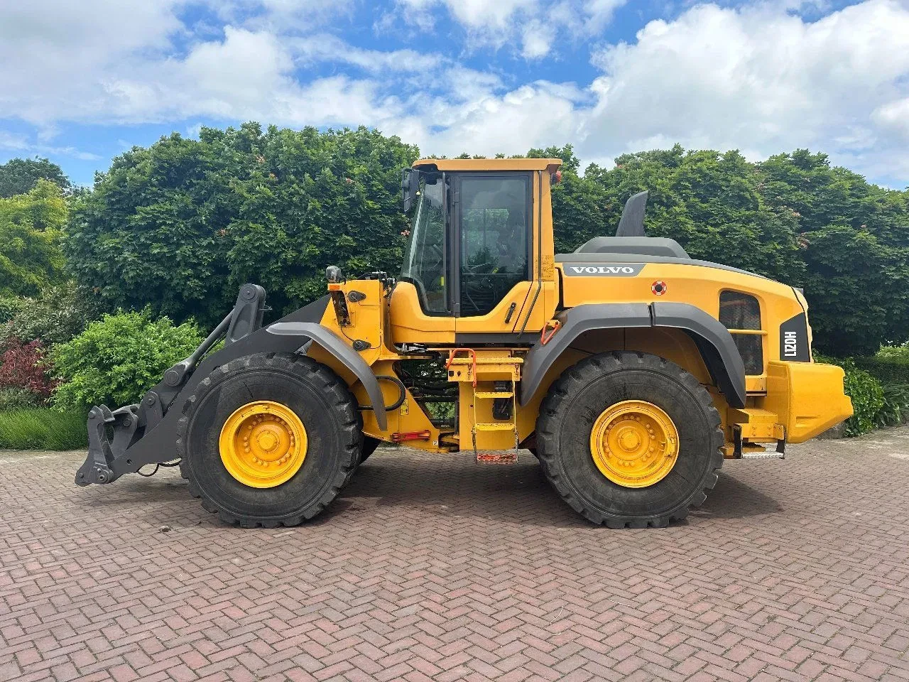Volvo 2017 - L120 H afbeelding 1