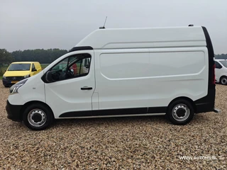 Renault Trafic 2021 - 2.0 dCi 145 PK T L2H2 , 1e eig , euro 6 , Complete werkplaats inrichting met omvormer , trekhaak , airco cruise. afbeelding 2 miniatuur