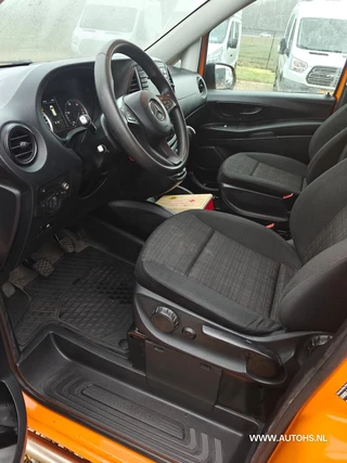 Mercedes-Benz Vito 2019 - 111 CDI , 1e Eig , Euro 6 , camera , navi , cruise , dealer onderhouden. obrazek 12