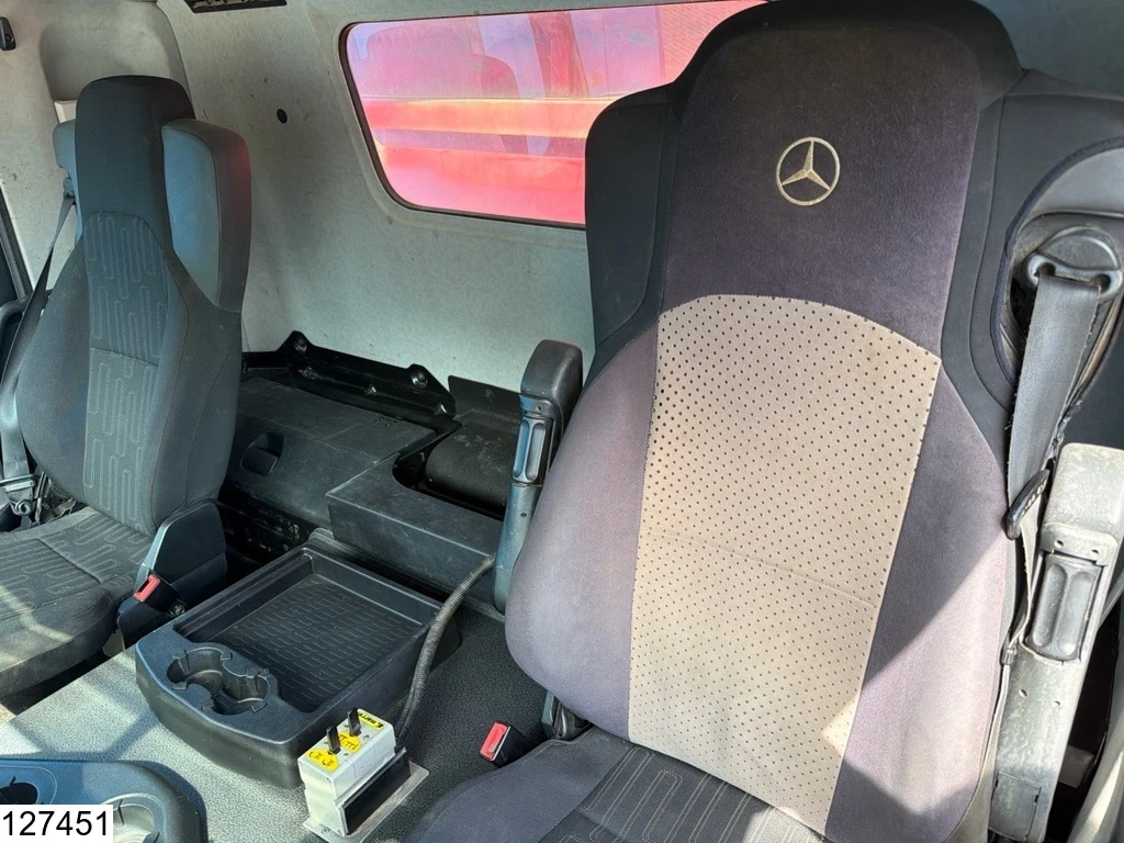 Mercedes-Benz 2017 - Arocs 3243 8x4, EURO 6, Steel suspension, Mayenne afbeelding 8