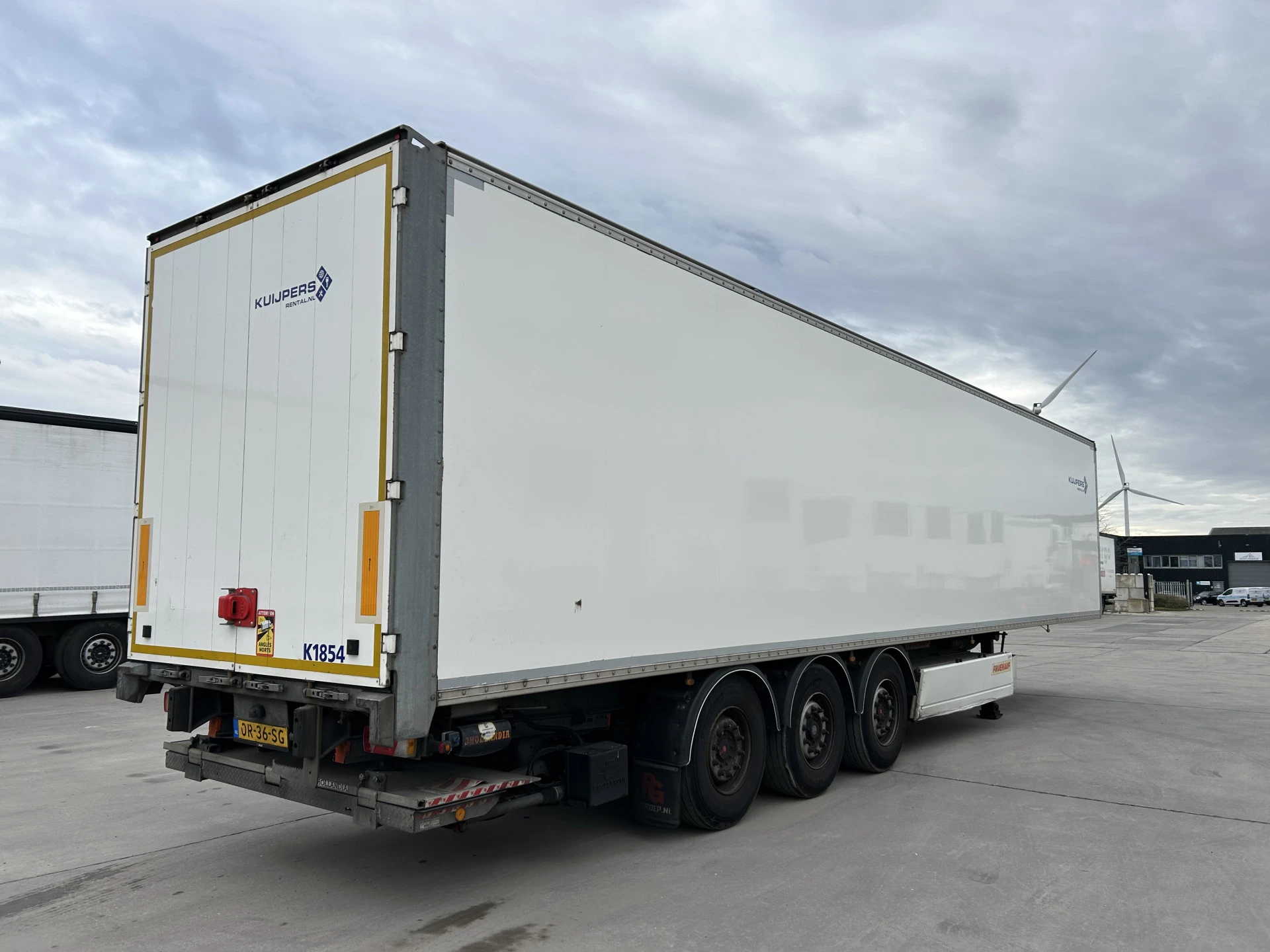 Fruehauf CNP 03 2019 - / Box / Laadklep afbeelding 2