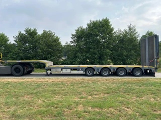 Nooteboom OSDS-58-04 2011 - HEAVY LOAD TRAILER 58.000 kg | HYDROLIC RAMPS | image 2 thumbnail