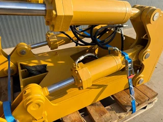 Cat N/A 2026 - D8 Multi Shank Ripper zdjecie 10