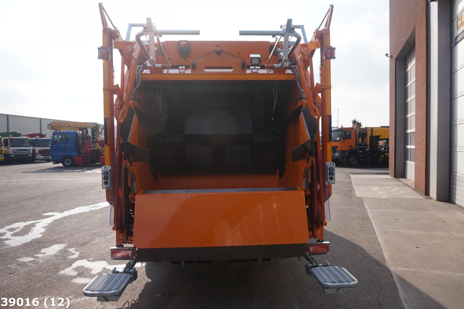 DAF FAG CF 340 Geesink 20m³ Welvaarts weighing system 2019 imagen 4