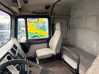 MAN 26.403 1996 - DFS 6x4 TRACTOR UNIT (EURO 2 / MANUAL GEARBOX / REDUCTION AXLES / HYDRAULIC KIT / SLIDING FIFTH WHEEL / AIRCONDITIONING) immagine 13