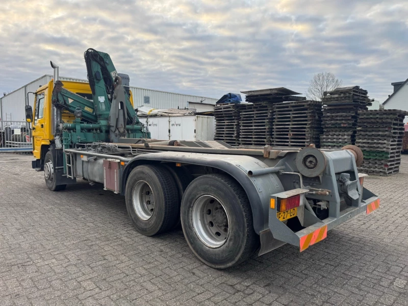 Volvo 1989 - FL10 6X4 / MANUAL / HIAB 100 immagine 9