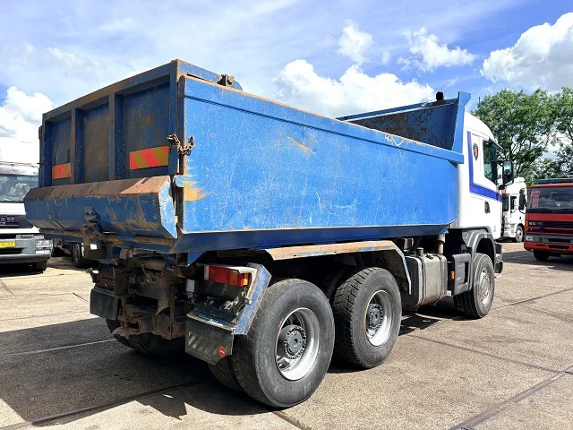Scania R 2001 - R124-470 C 6x4 FULL STEEL KIPPER (MANUAL GEARBOX / FULL STEEL SUSPENSION / REDUCTION AXLES / AIRCONDITIONING / ETC.) afbeelding 3