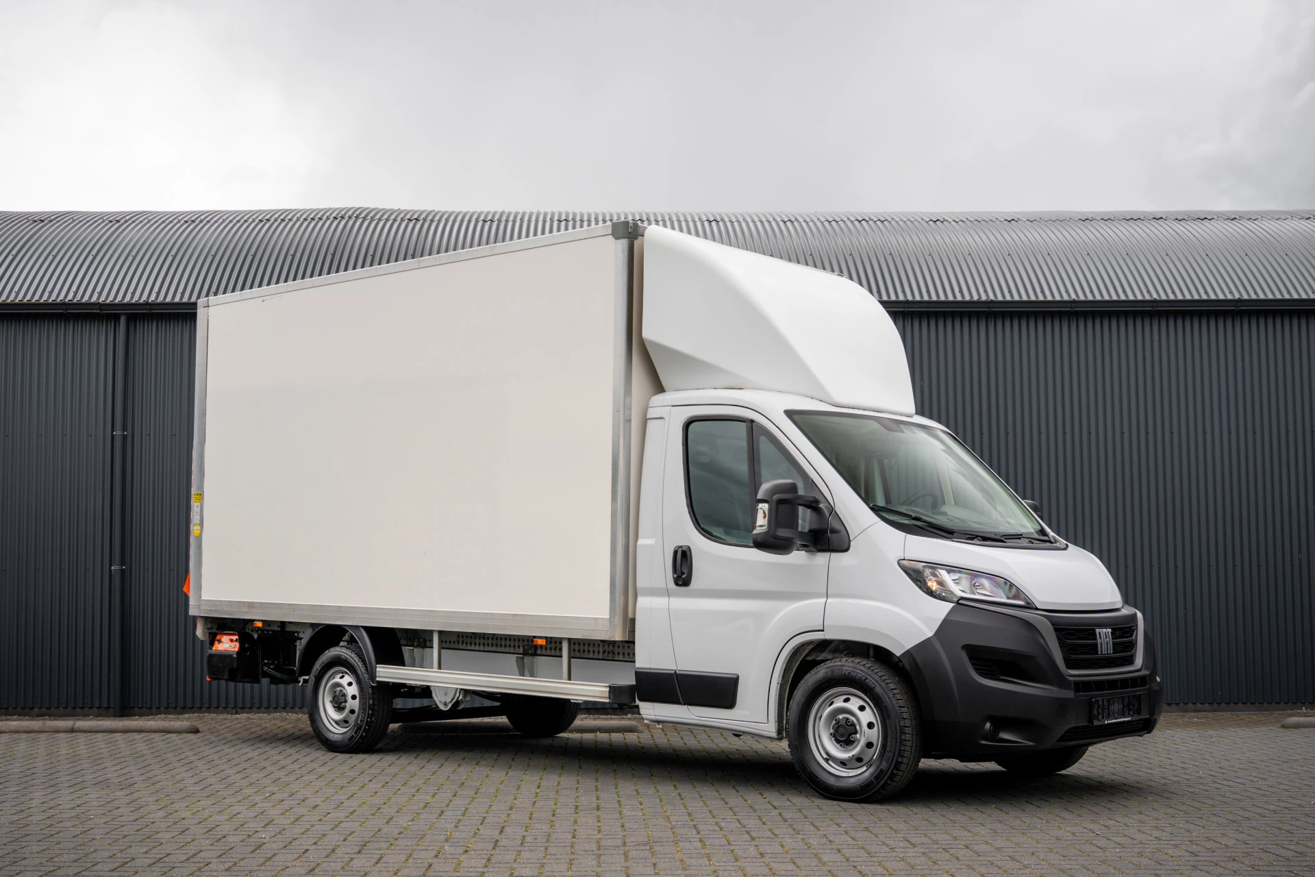 Fiat Ducato 2023 - MultiJet | Bakwagen met laadklep | Camera | Cruise | Airco zdjęcie 4