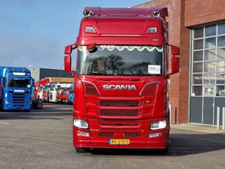 Scania R 2022 - R530 V8 NGS - R6X2 - full air - retarder - new Seats - coffee imagen 2