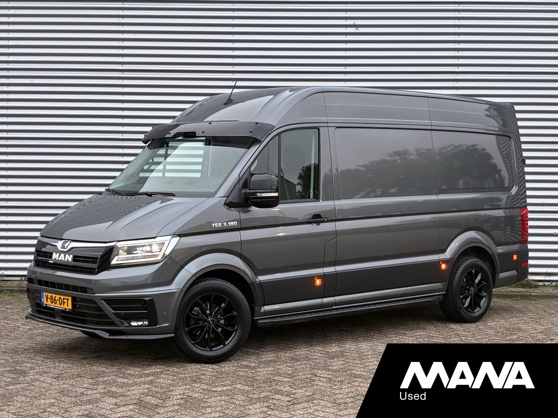 MAN TGE 2024 - 35 3.180 L3H3 • Indium Grey • Black Styling Package afbeelding 1