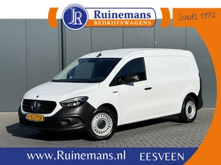 Mercedes-Benz eCitan 2023 - 112 Pro L2H1 / 51 kWh / 2.469 KM / ** RIJKLAAR ** / LED HIGH PERFORMANCE KOPLAMPEN / CAMERA / ECC / TREKHAAK / STOELVERW te koop