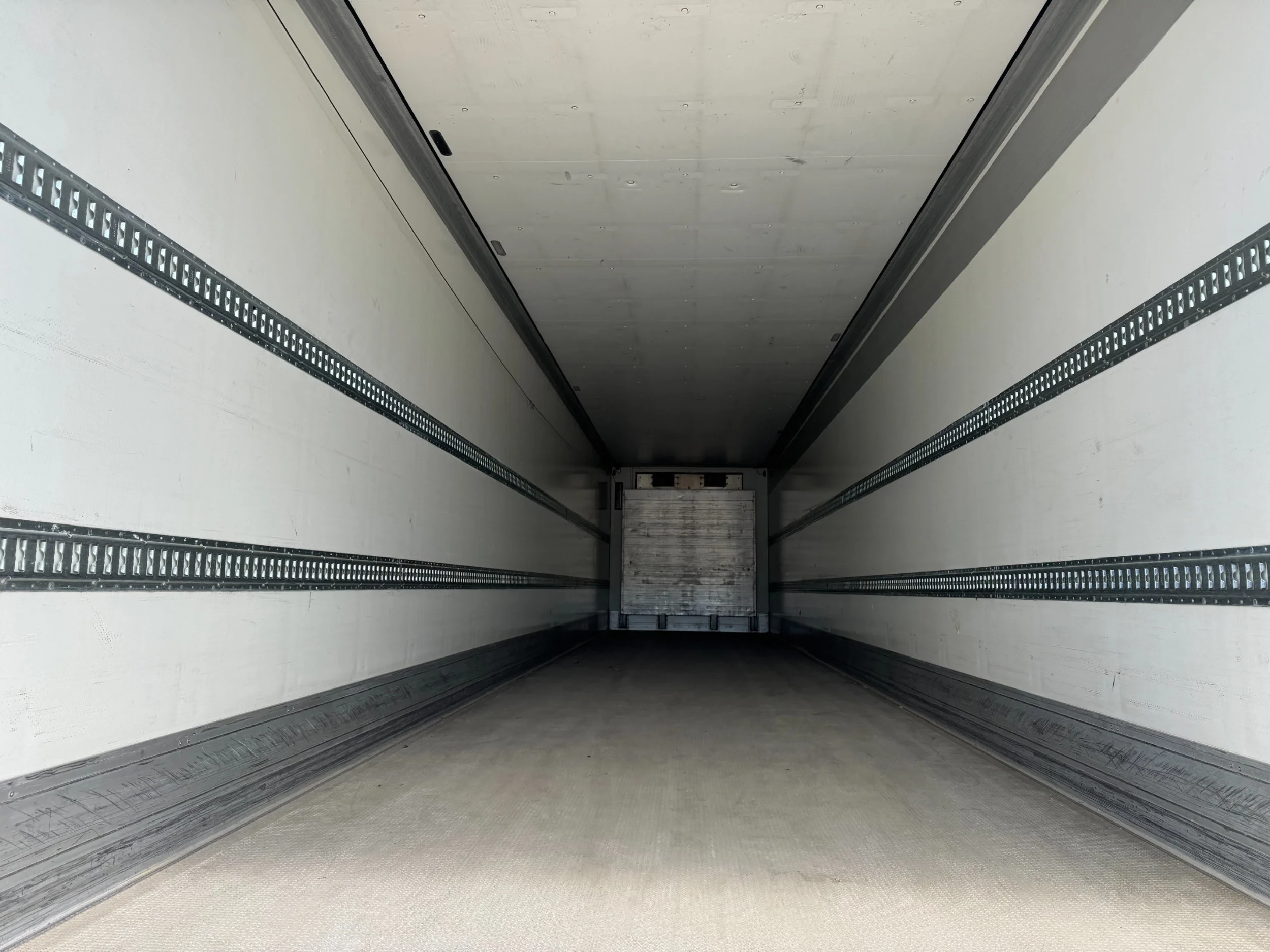 Schmitz Cargobull 2017 - Carrier Vector 1550 / Rotos Disc / Lift-Axle image 7