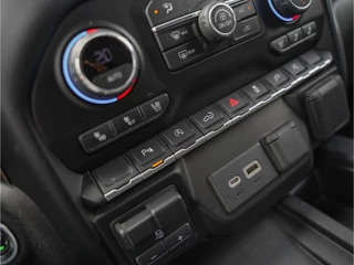 Chevrolet Silverado 2022 - High Country 6.2L V8 imagem 27
