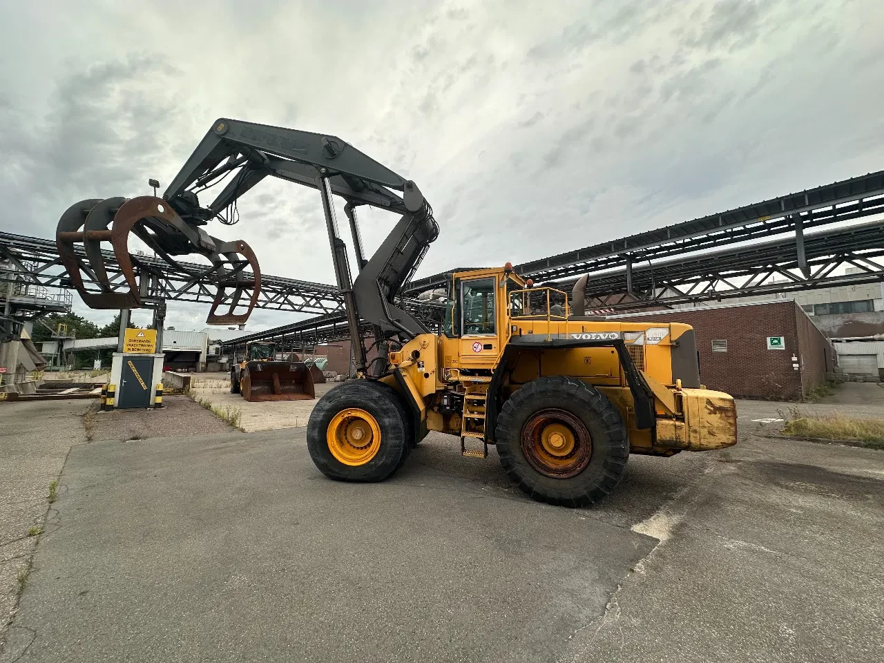 Volvo 2000 - L180 C High Lift Bild 3