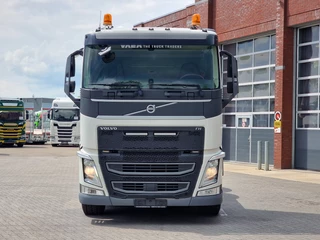 Volvo FH 2020 - 13.500 6x2/4 Low roof - MA chassis - PTO/Hydraulic - Full air bild 2