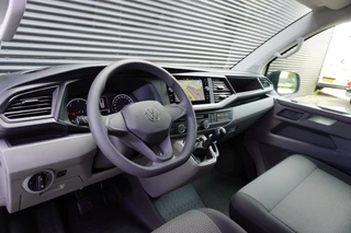 Volkswagen Transporter 2024 - 2.0 TDI L1H1 28 110pk Trekhaak Navigatie Apple Carplay Parkeersensoren Achterklep Airco afbeelding 2 miniatuur