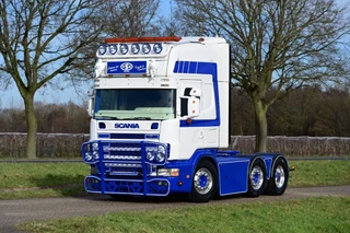 Scania R 2004 - R164-580 V8 Scania 164L 580 | Full air | PTO | manual | Showtruck | interior afbeelding 2 miniatuur