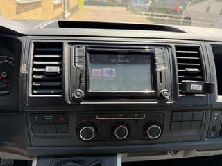 Volkswagen Transporter 2018 - 2.0 TDI L2 Comfortline 115PK AC PDC Carplay Schade image 12
