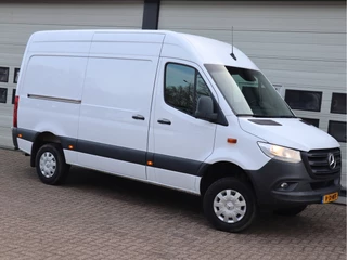 Mercedes-Benz Sprinter 2021 - 316 CDI Automaat - 4x4 AWD - Euro 6 - L2H2 - MBUX - Bott Inrichting - 220 omvormer bild 10