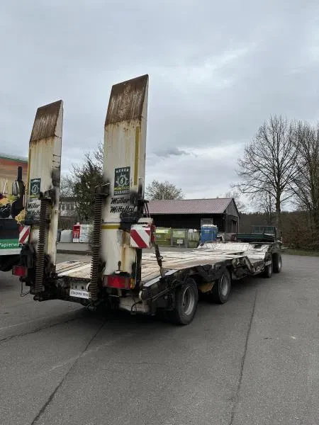 Müller-Mitteltal T4 4-Achs Tieflader Radmulden luftgefedert 2006 - T4 4-Achs Tieflader Radmulden luftgefedert afbeelding 4