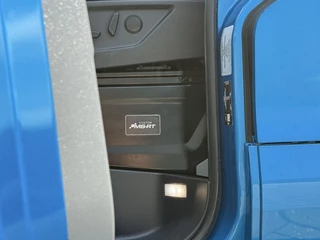 Ford E-Transit Custom 2025 - MS-RT 285 PK FULL ELECTRIC SPORT / L1H1 / DIGITAL AQUA BLUE METALLIC / REAR VIEUW / B&O SOUND SYSTEM / 19 INCH / LED / CAMERA image 24