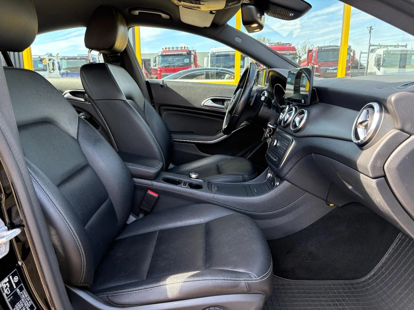 Mercedes-Benz CLA 2015 - 200 afbeelding 14
